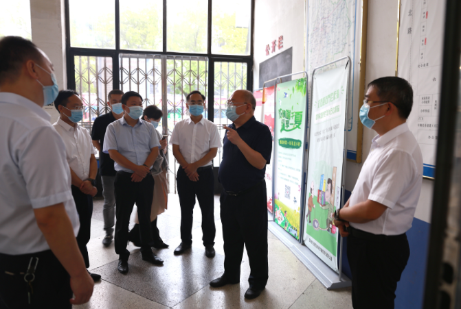 省委宣傳部領(lǐng)導(dǎo)深入萍鄉(xiāng)長運督導(dǎo)文明創(chuàng)建、疫情防控工作