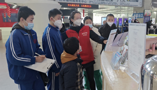 都市城際公交:志愿服務“成就他人甜在我心”