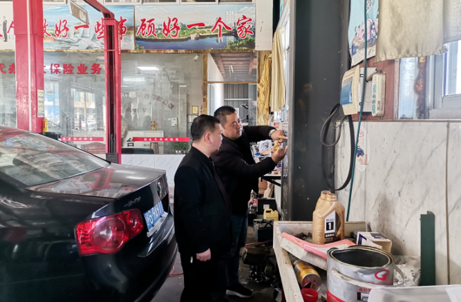 九江長(zhǎng)運(yùn):共青公司開展“兩會(huì)”前安全生產(chǎn)大檢查